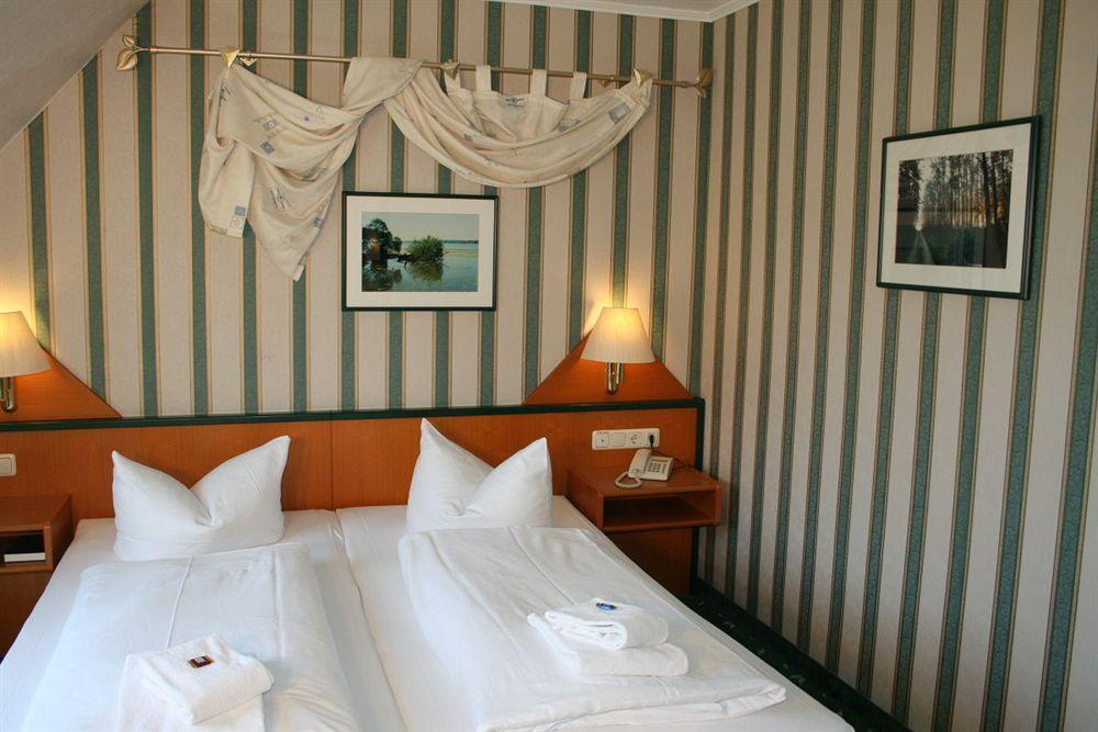 Hotel Seewisch Flessenow Ngoại thất bức ảnh