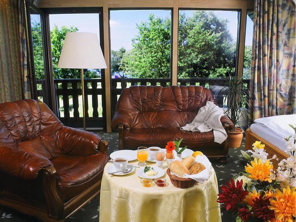 Hotel Seewisch Flessenow Ngoại thất bức ảnh